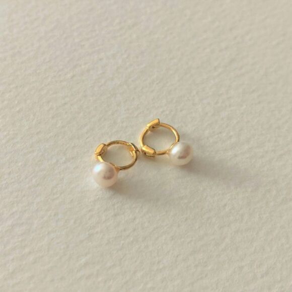 Pearl Hoop Earrings, Freshwater Pearl Huggies, Tiny Hoop Earrings Small Hoops - Picture 5 of 5